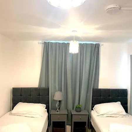 Furnished 1 Bedroom